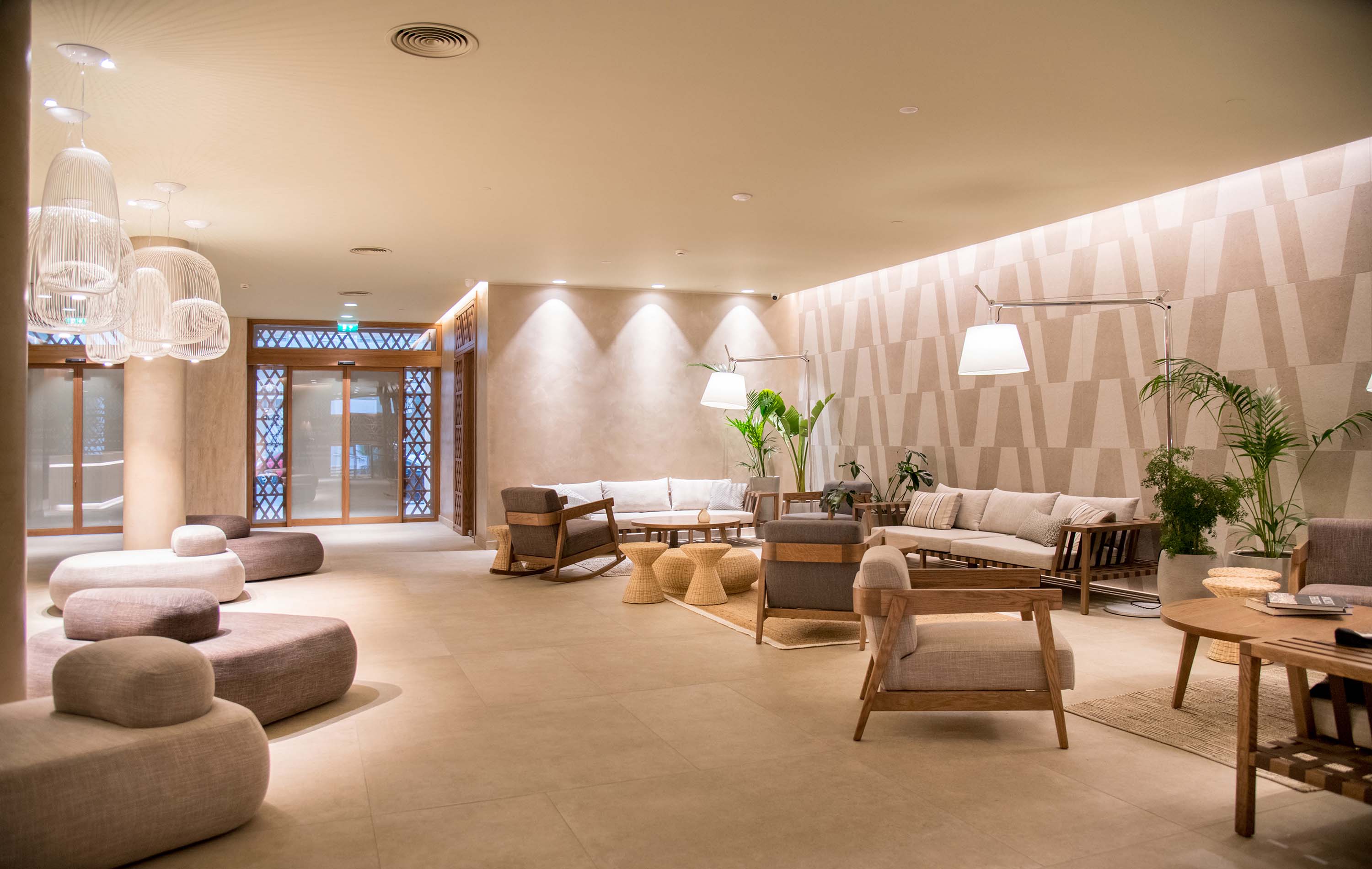 Lobby Lounge (15)