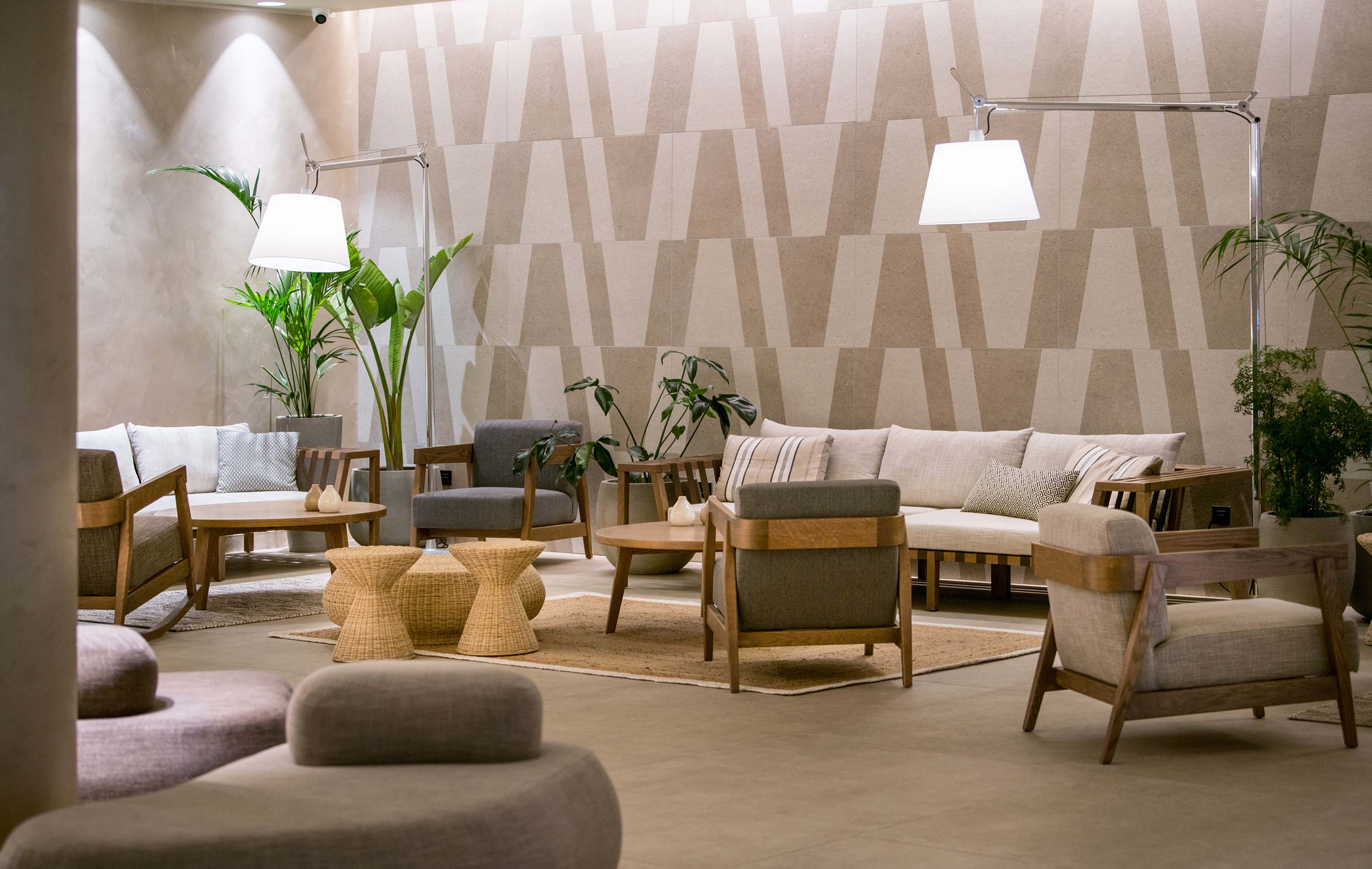 Lobby Lounge (7)