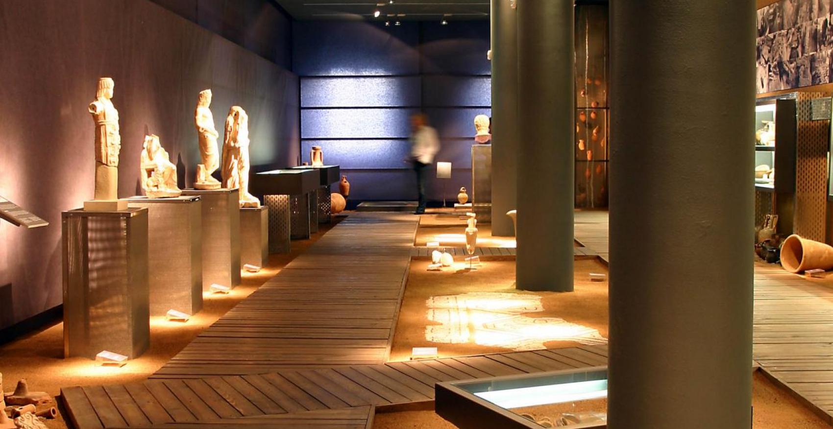 New Acropolis Museum - The Excavation
