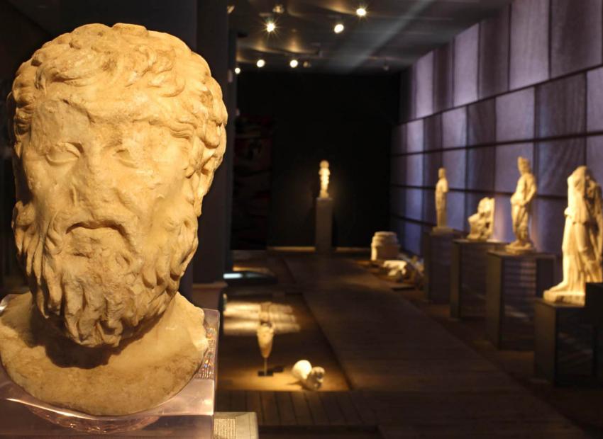 Μουσείο και η Ανασκαφή Λήψη 3 α